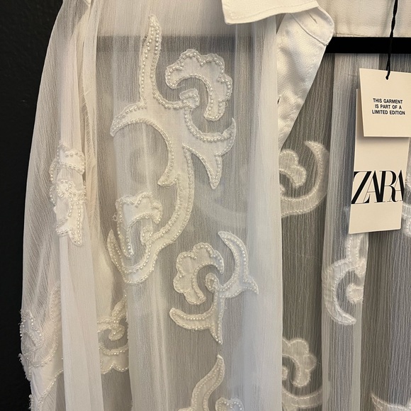 ZARA Embroidered White Limited Edition Blouse - Picture 4 of 7